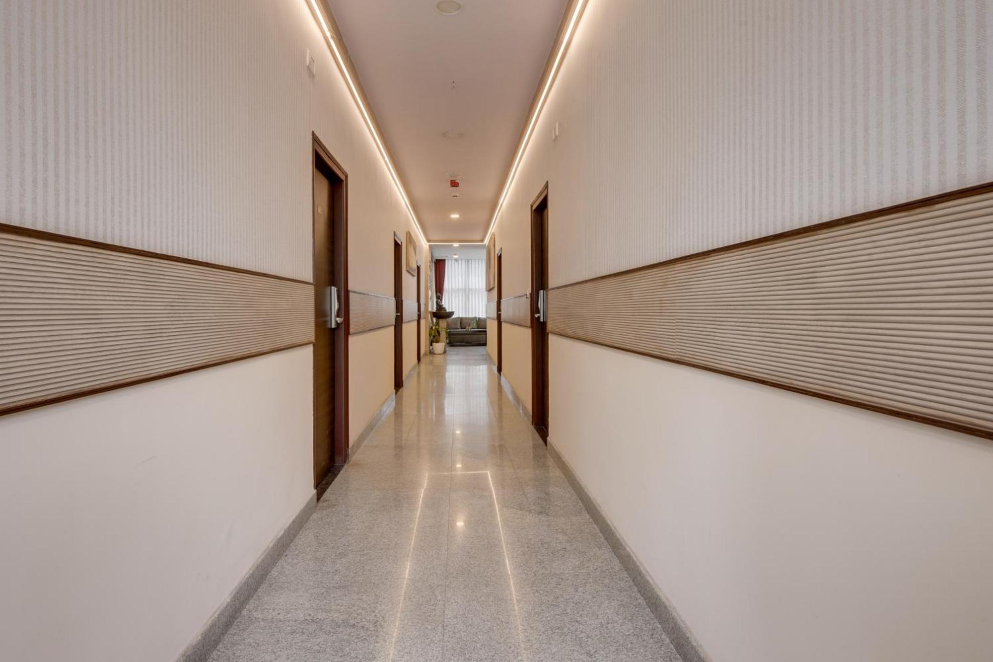 Super Townhouse Hbr Layout Bengaluru Kültér fotó
