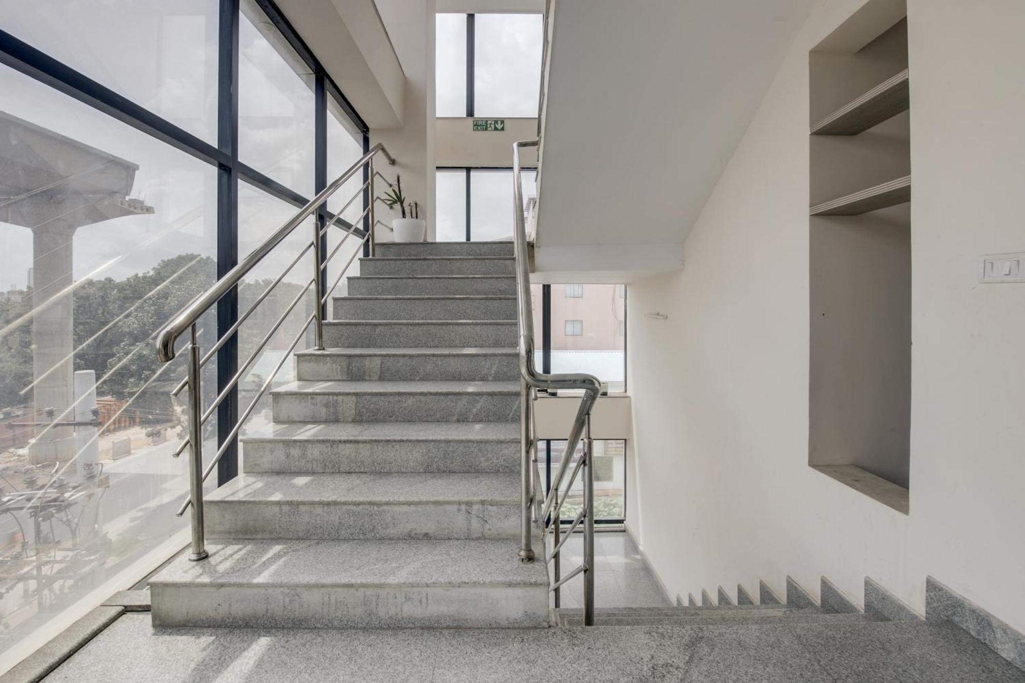 Super Townhouse Hbr Layout Bengaluru Kültér fotó